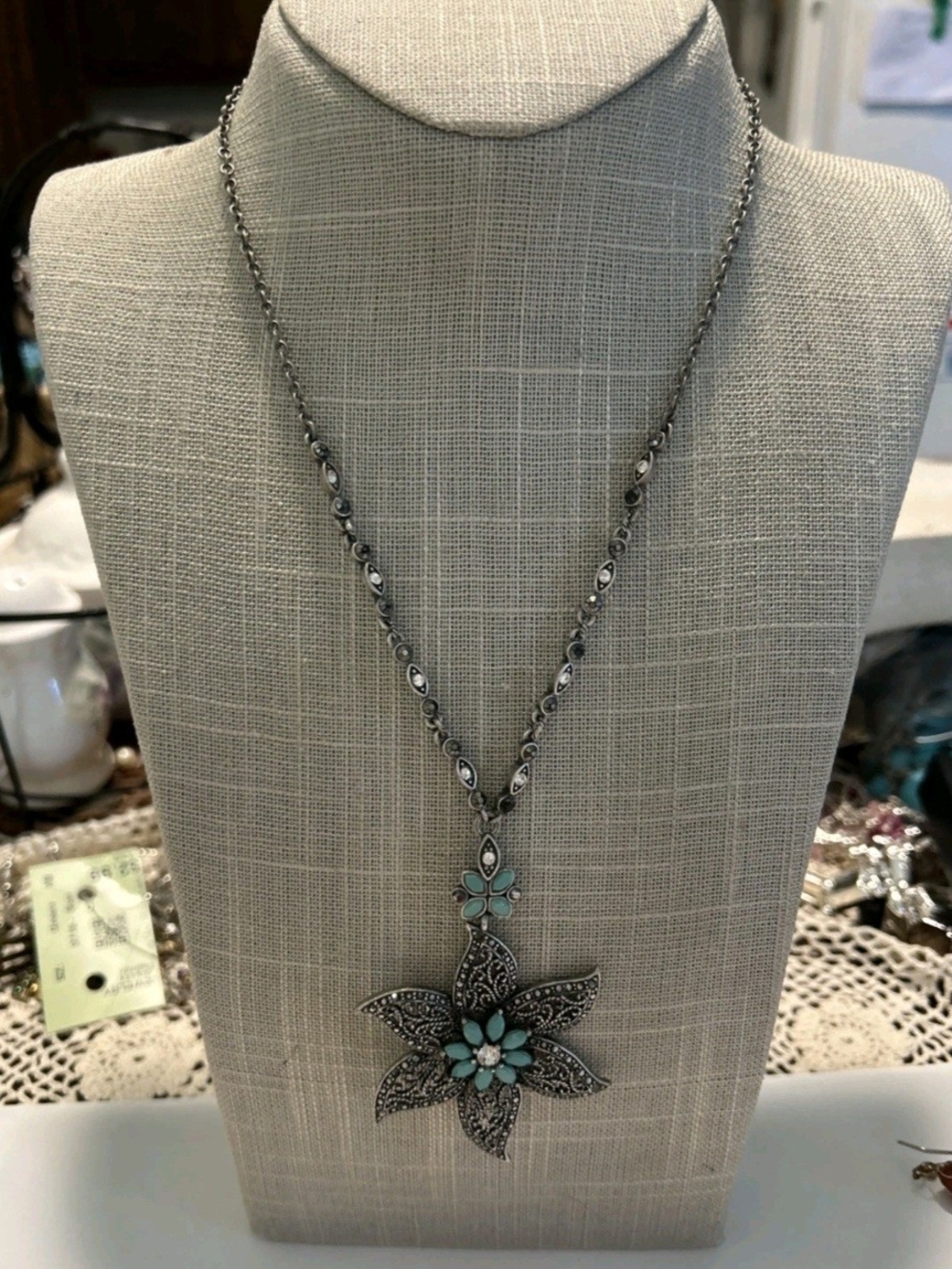 Silver Floral Pendant Necklace with Turquoise Accents